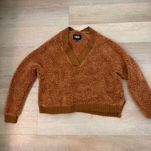 UGG Women's V-Neck Sweater in Rust Brown